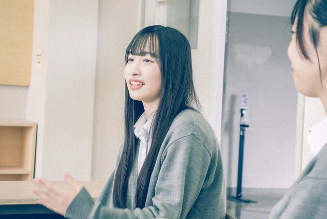 Bさんの笑顔の写真です