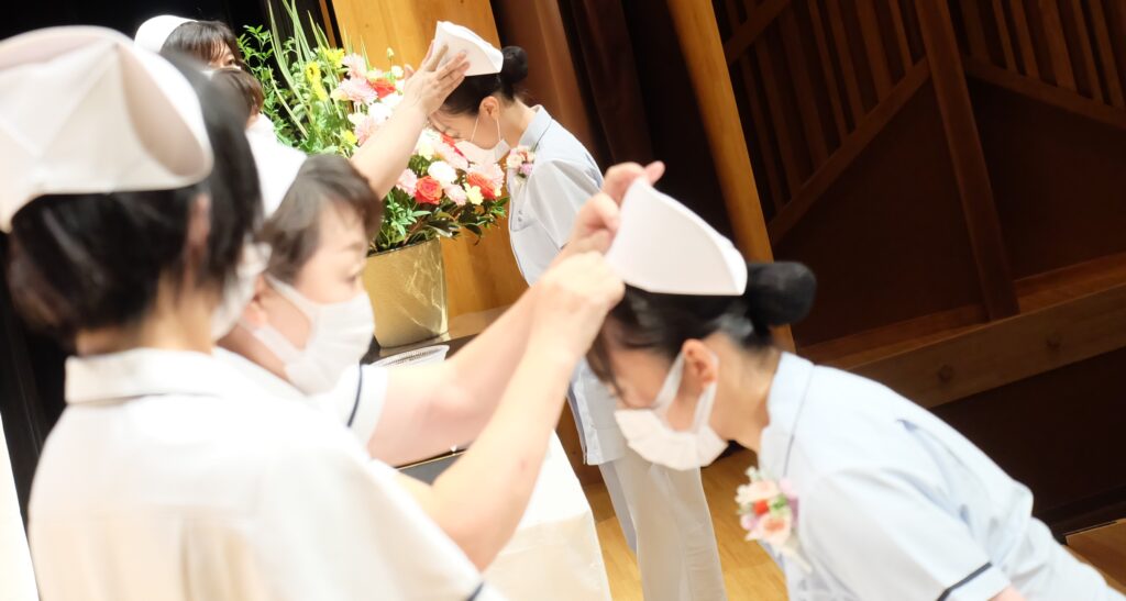 看護学校での戴帽式などで使われるキャンドルのケース 看護学校での戴帽式などで使われるキャンドルのケース